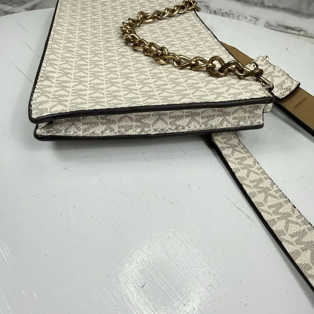 Michael Kors MK Signature Vanilla Fanny Pack Belt Bag Size Small W/Gold Detail
